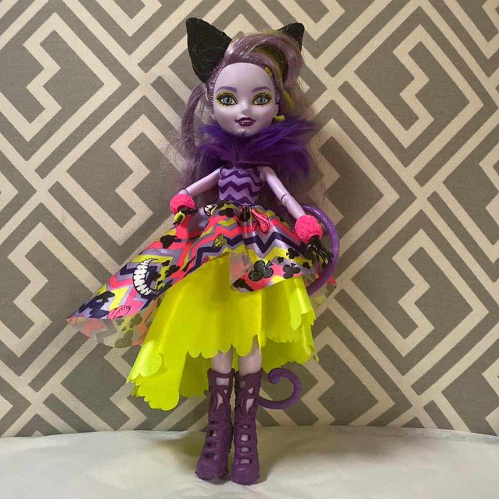 Ever After Doll Kitty Cheshire (2014)
